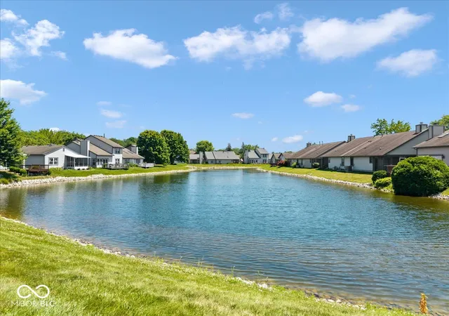 3rd image of 4135 Eagle Cove Dr W, Indianapolis, IN 46254 | MLS# 22114215