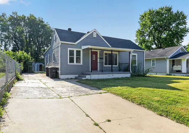 Photo 2 of Sale Pending at 331 N 20th Avenue, Beech Grove, IN 46107 | MLS# 22114216 | Listing updated on 2026-08-27