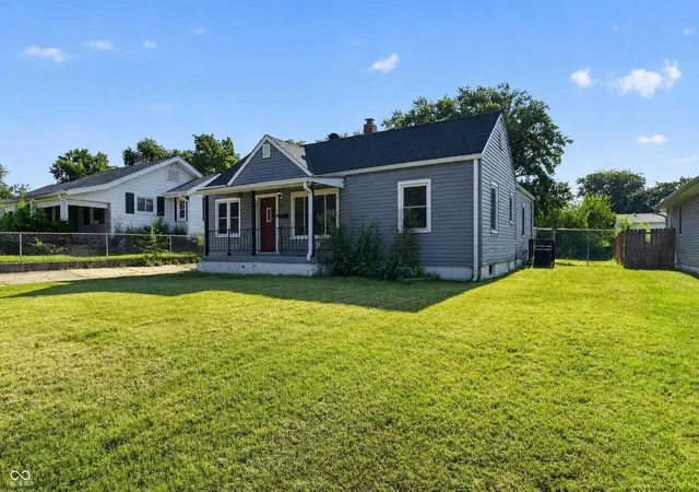 Photo 3 of Sale Pending at 331 N 20th Avenue, Beech Grove, IN 46107 | MLS# 22114216 | Listing updated on 2026-08-27