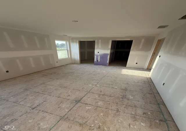 Photo 4 of Single family home for sale at 1076 Tomahawk, Martinsville, IN 46151 | MLS# 22114247 | Listing updated on 2026-09-06