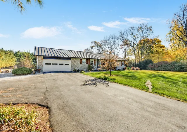 Photo 3 of Single family home for sale at 10514 N State Rd 9, Fountaintown, IN 46130 | MLS# 22114281 | Listing updated on 2026-10-31
