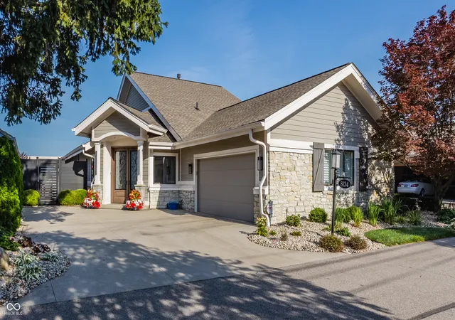 Photo 2 of Single family home for sale at 8134 Dean Rd, Indianapolis, IN 46240 | MLS# 22114284 | Listing updated on 2026-10-26