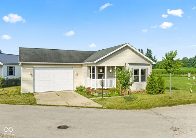 Photo 1 of Sale Pending at 2801 Maplewood Ave, Plymouth, IN 46563 | MLS# 22114302 | Listing updated on 2026-09-14