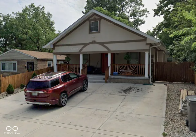 Photo 1 of Sale Pending at 3119 N Gladstone Ave, Indianapolis, IN 46218 | MLS# 22114332 | Listing updated on 2026-07-17