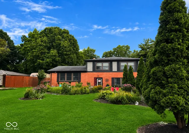 1st image of 4825 Kessler Boulevard East Dr, Indianapolis, IN 46220 | MLS# 22114336