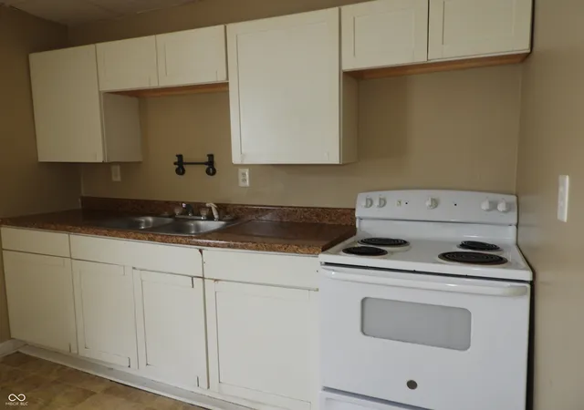 3rd image of 1309 Pearl St, Anderson, IN 46016 | MLS# 22114339