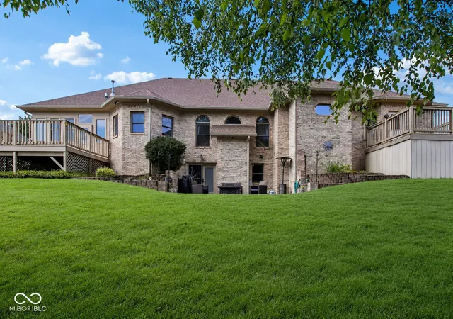 3rd image of 6635 E Ridgeview Ct, Mooresville, IN 46158 | MLS# 22114356