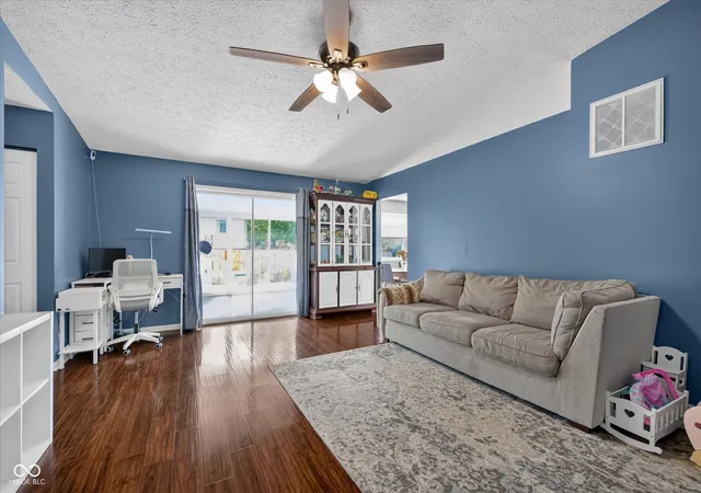 Photo 3 of Single family home for sale at 18759 Northridge Dr, Noblesville, IN 46060 | MLS# 22114403 | Listing updated on 2026-09-29