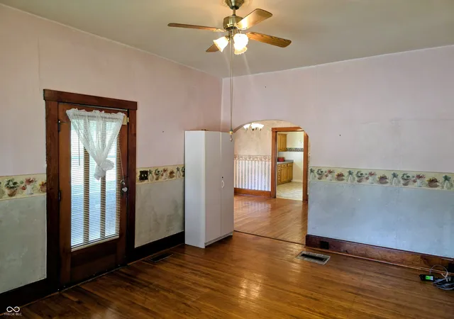 Photo 4 of Sale Pending at 114 N Harrison, Brazil, IN 47834 | MLS# 22114467 | Listing updated on 2026-09-08