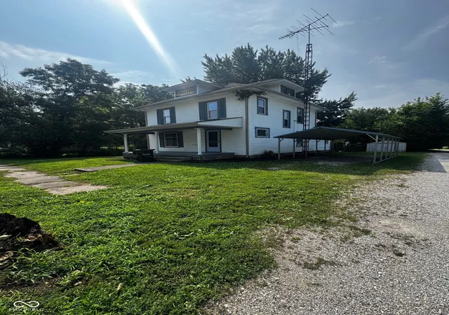 2nd image of 501 E Howard St, Waveland, IN 47989 | MLS# 22114477