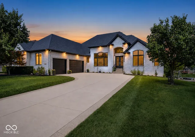 Photo 1 of Single family home for sale at 2838 Shadwell Pl, Greenwood, IN 46143 | MLS# 22114483 | Listing updated on 2026-09-24
