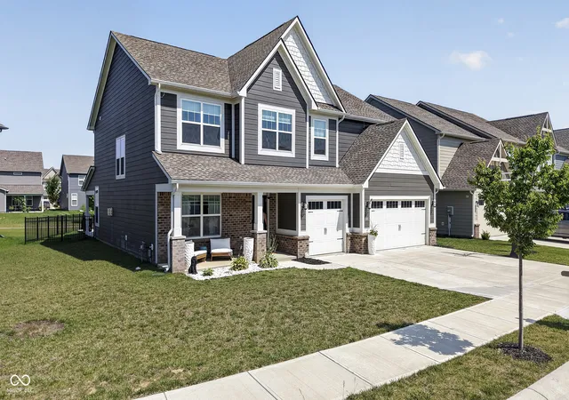 Photo 2 of Sale Pending at 15948 Black Willow Ln, Fortville, IN 46040 | MLS# 22114489 | Listing updated on 2026-08-19