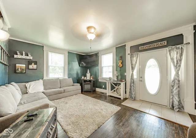 Photo 3 of Sale Pending at 5943 N Wilbur Wright Rd, Mooreland, IN 47360 | MLS# 22114490 | Listing updated on 2026-09-21