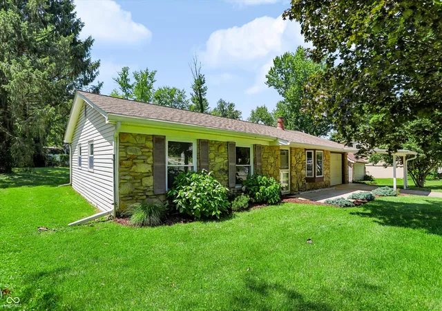 3rd image of 3702 S Tyler Ln, Bloomington, IN 47403 | MLS# 22114494