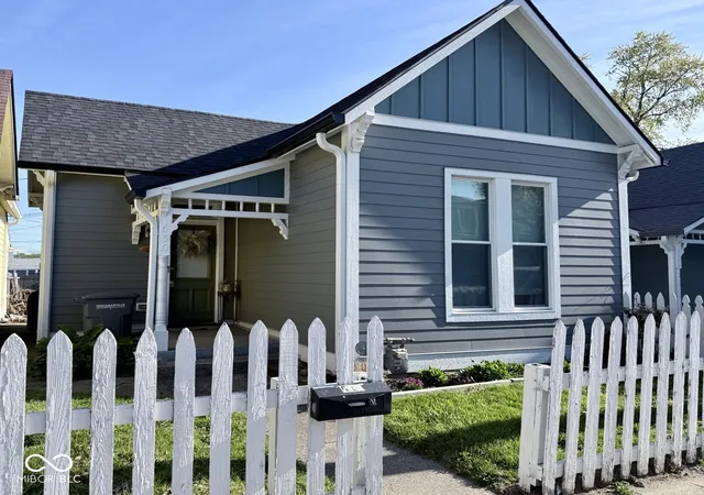 Photo 2 of Single family home for sale at 630 E Mccarty St, Indianapolis, IN 46203 | MLS# 22114503 | Listing updated on 2026-08-13