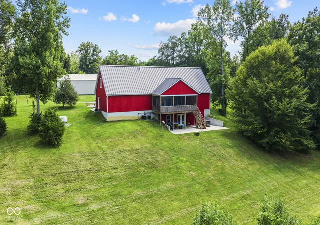 Photo 3 of Single family home for sale at 4301 N Main St, Terre Haute, IN 47805 | MLS# 22114506 | Listing updated on 2026-08-20