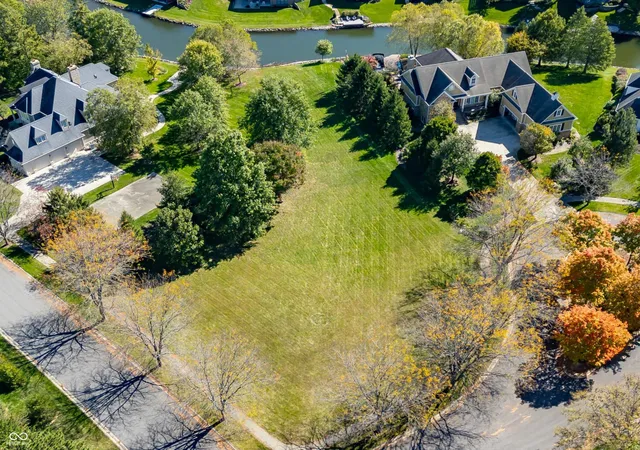 Photo 3 of Land for sale at 887 Box Turtle Ct, Columbus, IN 47201 | MLS# 22114524 | Listing updated on 2026-07-16