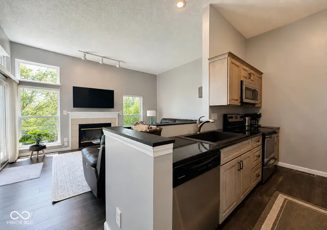 5th image of 9668 S Bay Pointe Ct #77, Bloomington, IN 47401 | MLS# 22114536