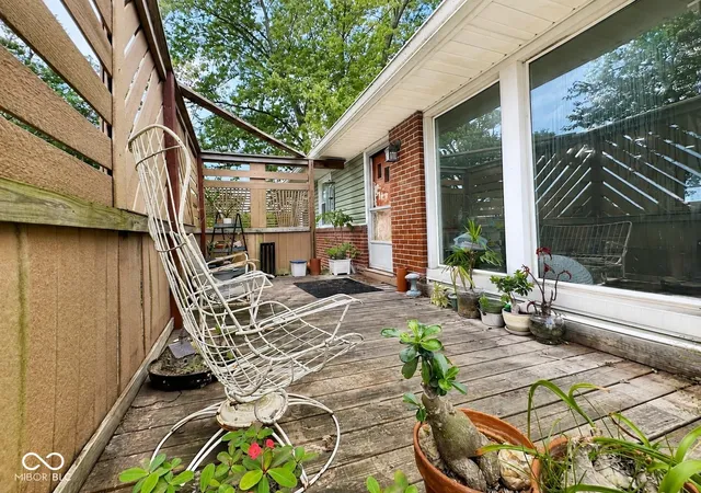 Photo 3 of Single family home for sale at 1968 W State Road 44, Franklin, IN 46131 | MLS# 22114540 | Listing updated on 2026-08-27