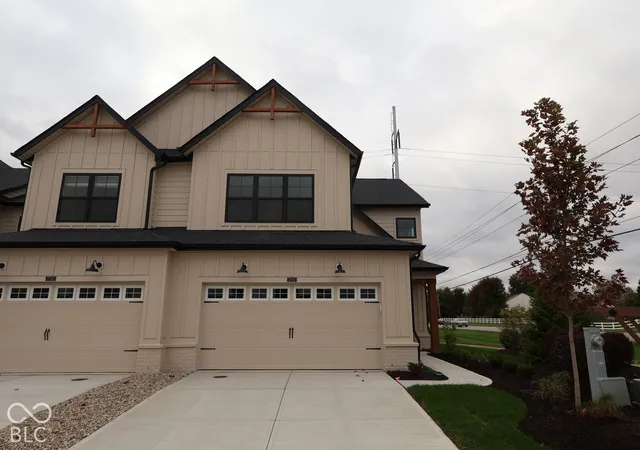 Townhouse for sale at 17590 Gruner Way, Westfield, IN 46062 | MLS# 22114550