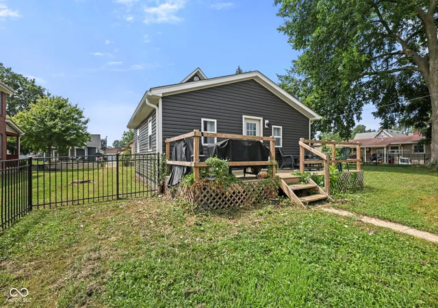32nd image of 1924 S I St, Elwood, IN 46036 | MLS# 22114553