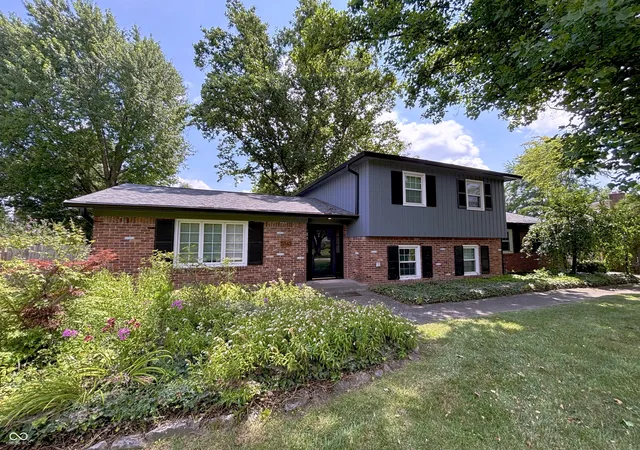 Photo 1 of Sale Pending at 5345 E 77th Street, Indianapolis, IN 46250 | MLS# 22114570 | Listing updated on 2026-08-27