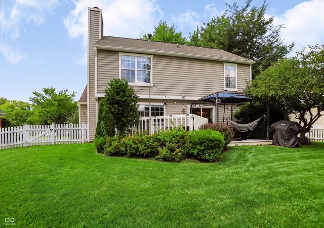 Photo 3 of Single family home for sale at 7713 Raleigh Ln, Fishers, IN 46038 | MLS# 22114576 | Listing updated on 2026-09-22
