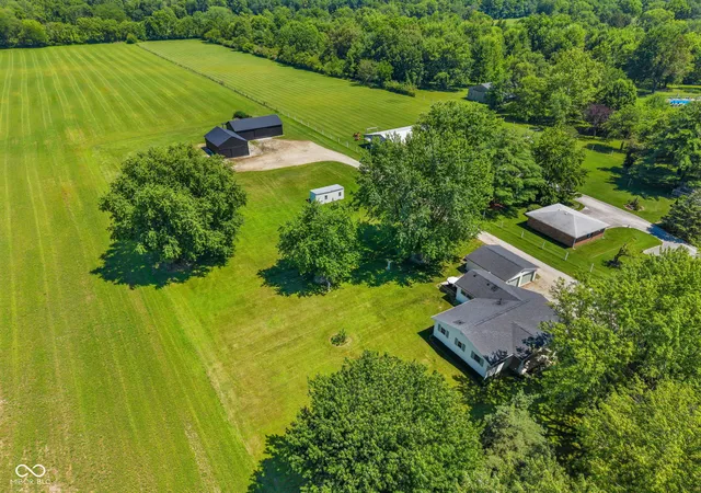 3rd image of 9805 N County Road 750 E, Brownsburg, IN 46112 | MLS# 22114581
