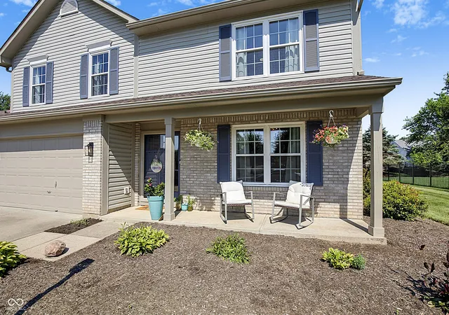 Photo 2 of Sale Pending at 19406 Rocky Beach Dr, Noblesville, IN 46062 | MLS# 22114583 | Listing updated on 2026-08-31