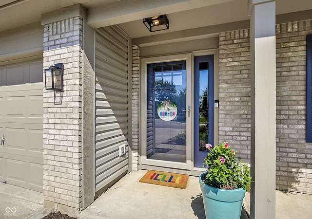 Photo 3 of Sale Pending at 19406 Rocky Beach Dr, Noblesville, IN 46062 | MLS# 22114583 | Listing updated on 2026-08-31