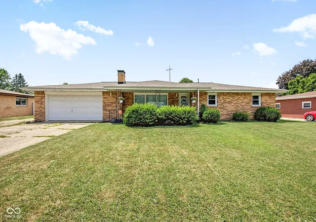1st image of 4903 Southern Ave, Anderson, IN 46013 | MLS# 22114592