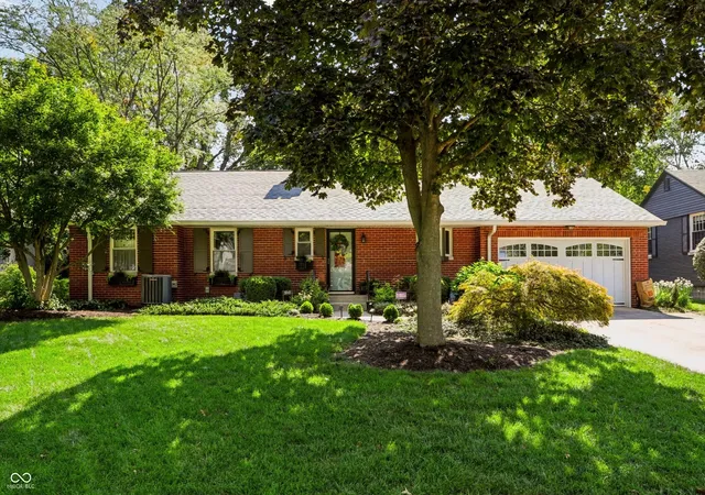 Photo 1 of Single family home for sale at 5945 Gladden Dr, Indianapolis, IN 46220 | MLS# 22114595 | Listing updated on 2026-10-02