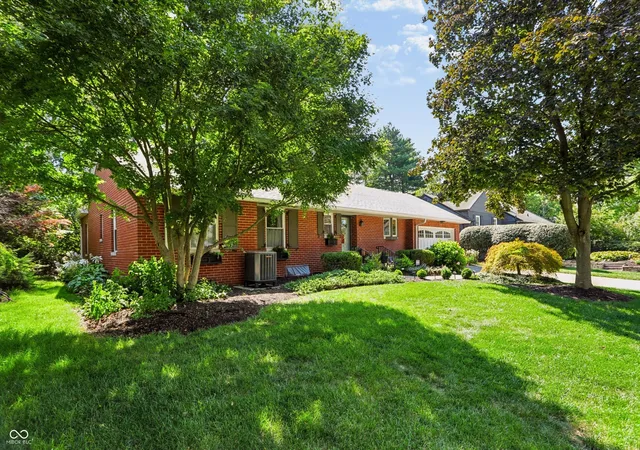 Photo 2 of Single family home for sale at 5945 Gladden Dr, Indianapolis, IN 46220 | MLS# 22114595 | Listing updated on 2026-10-02