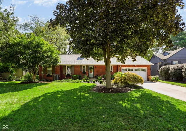 Photo 3 of Single family home for sale at 5945 Gladden Dr, Indianapolis, IN 46220 | MLS# 22114595 | Listing updated on 2026-10-02