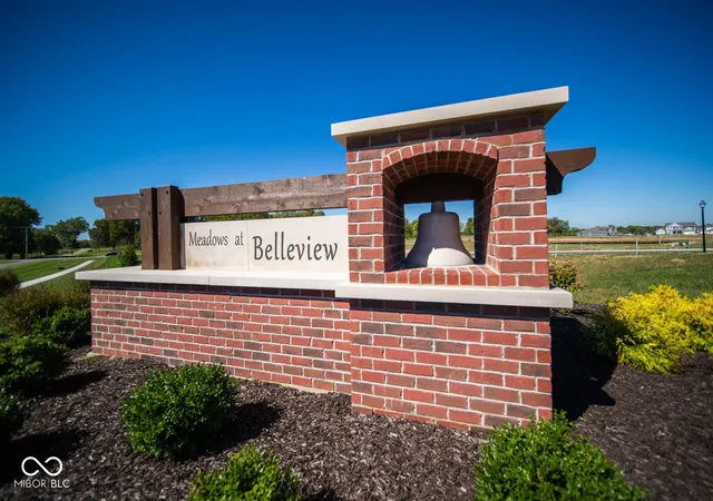 4th image of 5814 Trichel Dr, Greenwood, IN 46143 | MLS# 22114606