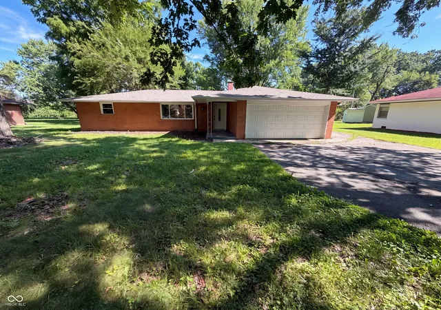 Photo 1 of Sale Pending at 2434 W 67th Street, Indianapolis, IN 46268 | MLS# 22114623 | Listing updated on 2026-08-29