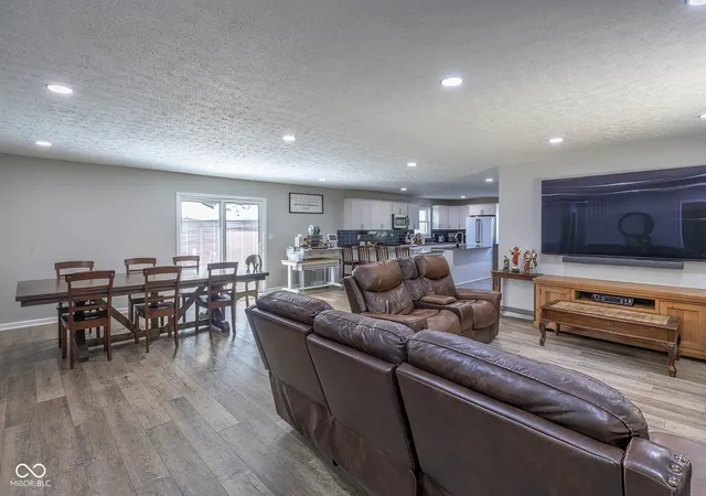 4th image of 647 N 100 W, Franklin, IN 46131 | MLS# 22114628