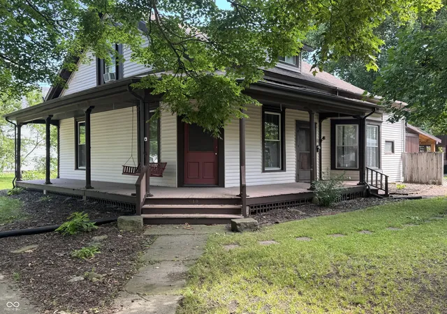 2nd image of 610 4th, Covington, IN 47932 | MLS# 22114638