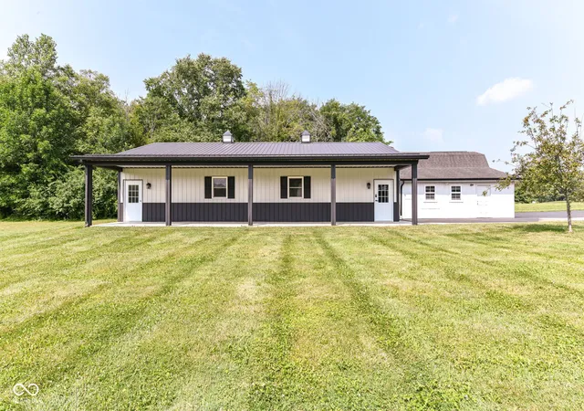 2nd image of 10765 E 121st St, Fishers, IN 46037 | MLS# 22114640