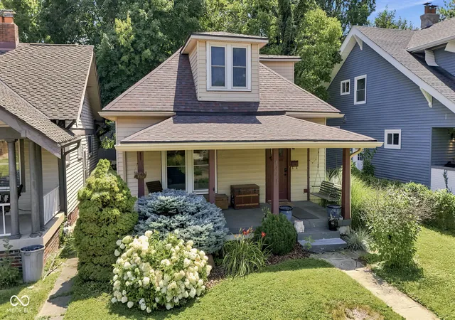 Photo 2 of Single family home for sale at 4421 Guilford Ave, Indianapolis, IN 46205 | MLS# 22114655 | Listing updated on 2026-09-25