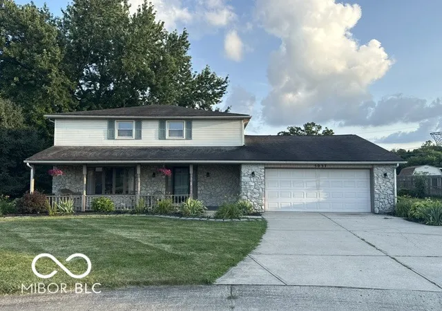 Photo 1 of Single family home for sale at 5037 Timberwood Cirs, Anderson, IN 46012 | MLS# 22114659 | Listing updated on 2026-09-18