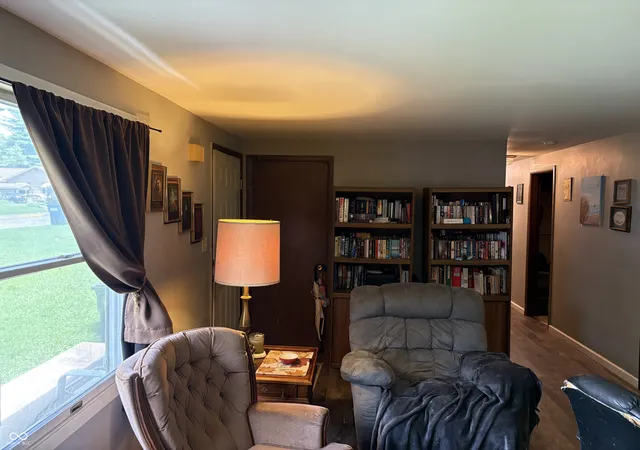 5th image of 136 W Berry St, Greencastle, IN 46135 | MLS# 22114671