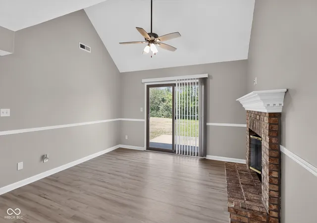 Photo 4 of Single family home for sale at 5412 Adina Ct, Indianapolis, IN 46203 | MLS# 22114676 | Listing updated on 2026-10-02