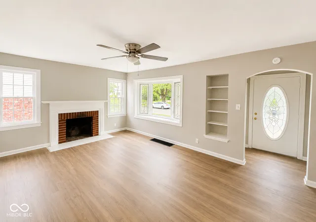 Photo 4 of Sale Pending at 1409 Dewey St, Anderson, IN 46016 | MLS# 22114696 | Listing updated on 2026-09-09
