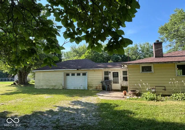 2nd image of 7601 W Cornbread Rd, Yorktown, IN 47396 | MLS# 22114697