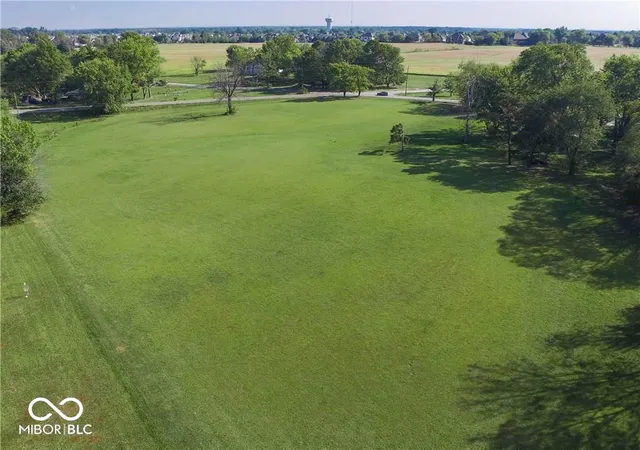 2nd image of 7338 5 Points Rd, Indianapolis, IN 46259 | MLS# 22114700