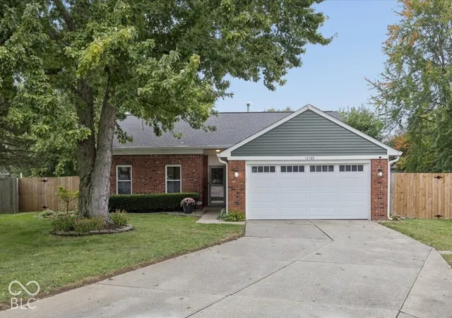 Single family home for sale at 12160 Pebblebrooke Ct, Indianapolis, IN 46236 | MLS# 22114707