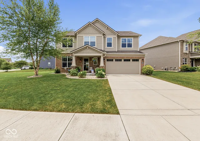 Photo 2 of Single family home for sale at 16183 Sedalia Dr, Fishers, IN 46040 | MLS# 22114712 | Listing updated on 2026-09-08
