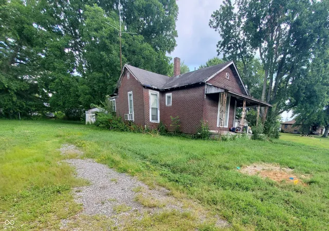 Photo 4 of Single family home for sale at 511 Seymour Rd, Crothersville, IN 47229 | MLS# 22114716 | Listing updated on 2026-07-18