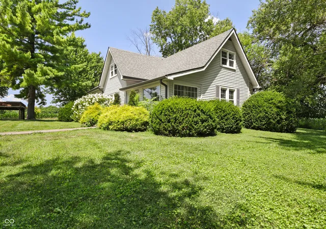 2nd image of 5050 E County Road 450 N, Brownsburg, IN 46112 | MLS# 22114720